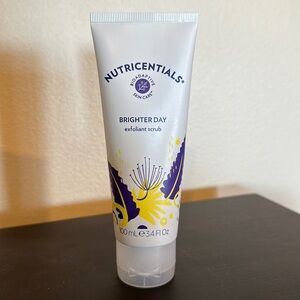 Nutricentials Brighter Day Exfoliant Scrub